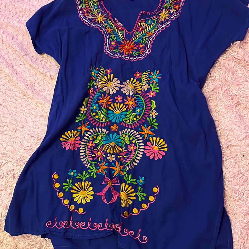 Blue shirt with beautiful embroidery 🙏🏽